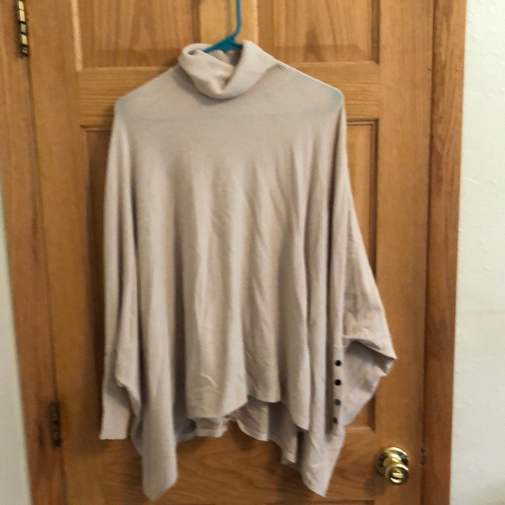 Poncho top